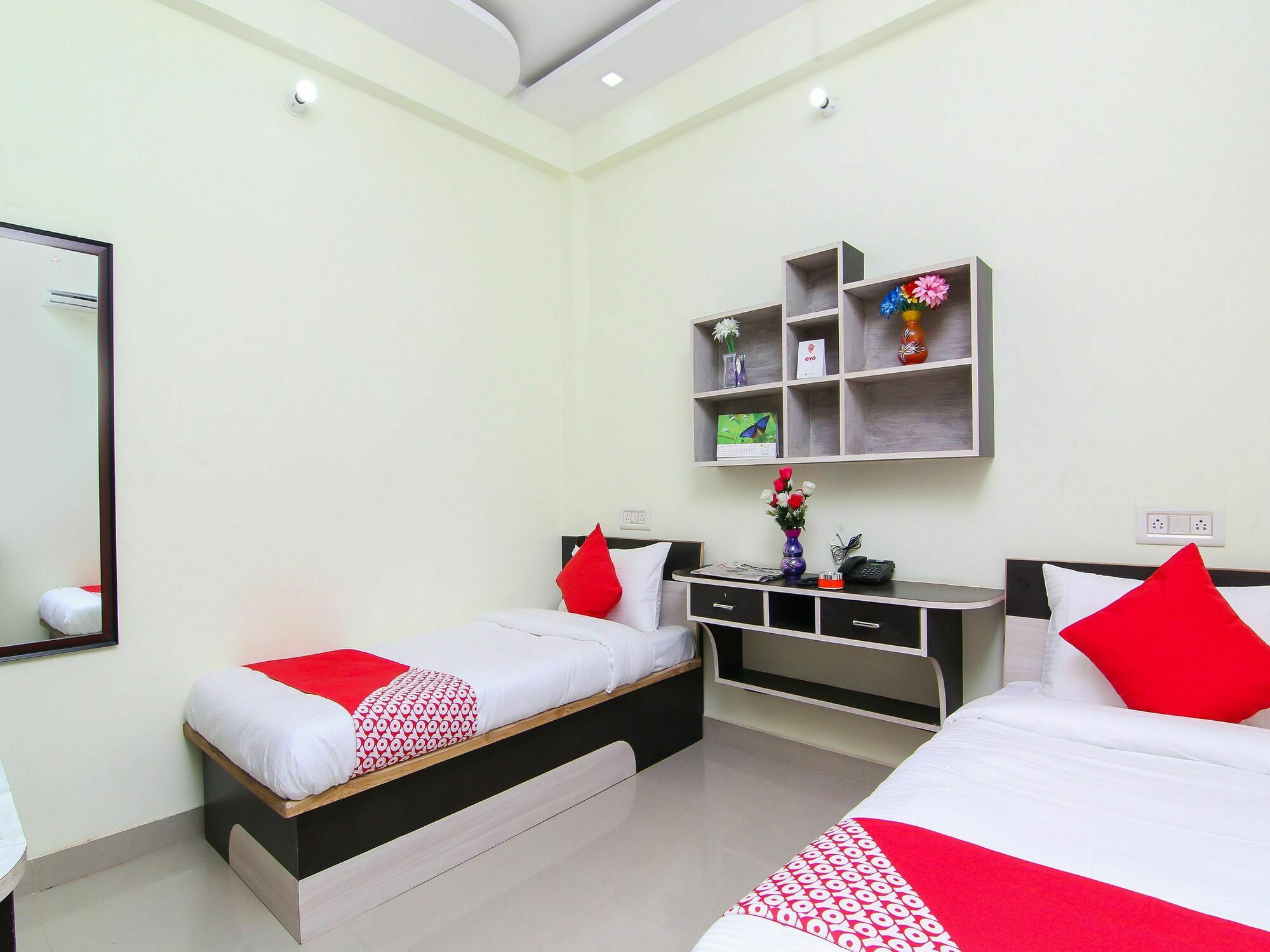 Oyo 12446 Shree Sai Guest House Prayagraj Exterior photo
